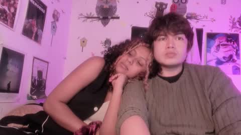 Snapshot of hothoneychile chatting on 01-16-26, 01:31 Sam and Nico online show from 01-16-26, 01:31