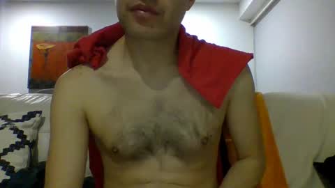 hottitan  twitter Marianoshcam online show from 10-08-25, 04:32