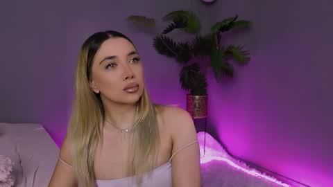 Maria online show from 04-08-26, 04:56