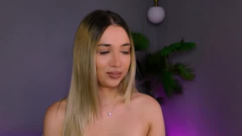 Maria online show from 04-23-26, 04:24