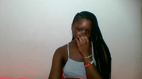 Snapshot of hotjeylee chatting on 05-08-26, 01:55 LOYCE online show from 05-08-26, 01:55