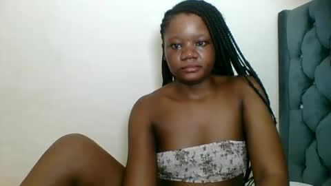 Snapshot of hotjeylee chatting on 05-24-26, 11:54 LOYCE online show from 05-24-26, 11:54