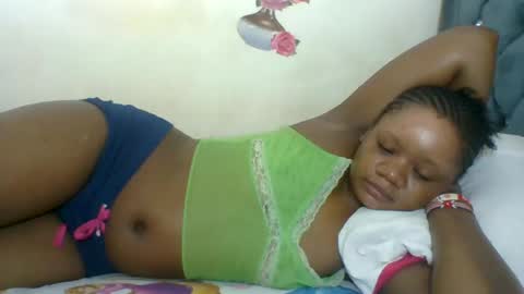 Snapshot of hotjeylee chatting on 07-23-26, 01:58 LOYCE online show from 07-23-26, 01:58