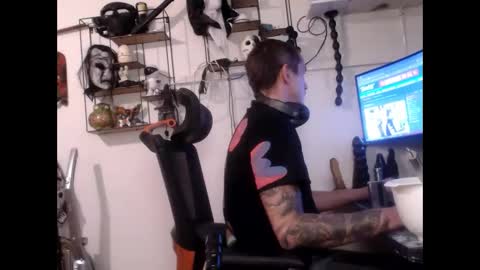 hotkinkytat online show from 03-08-25, 10:45