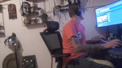 hotkinkytat online show from 11-07-25, 12:32