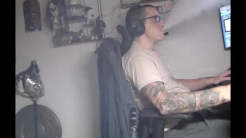 Snapshot of hotkinkytat chatting on 01-18-26, 01:31 hotkinkytat online show from 01-18-26, 01:31