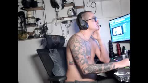 Snapshot of hotkinkytat chatting on 02-05-26, 01:54 hotkinkytat online show from 02-05-26, 01:54