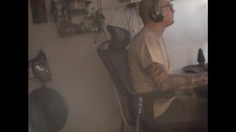 Snapshot of hotkinkytat chatting on 03-04-26, 11:27 hotkinkytat online show from 03-04-26, 11:27