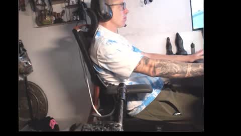 hotkinkytat online show from 04-29-26, 10:52