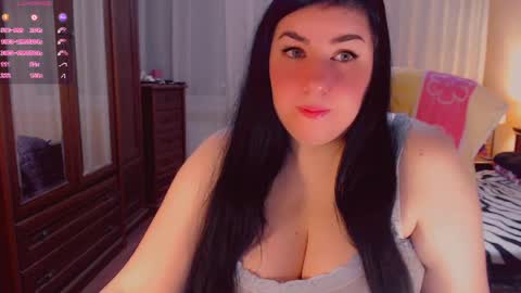 Angela online show from 04-16-26, 07:03