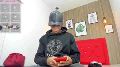 Snapshot of hotkoljeixxx chatting on 12-10-24, 02:59 Hotkoljei online show from 12-10-24, 02:59