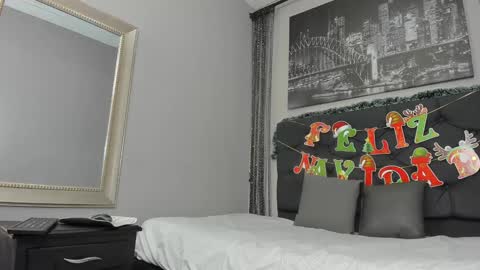 Snapshot of hotkoljeixxx chatting on 12-28-24, 03:04 Hotkoljei online show from 12-28-24, 03:04