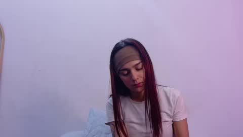 Snapshot of hotlittlechill chatting on 02-03-26, 07:52 hotlittlechill online show from 02-03-26, 07:52