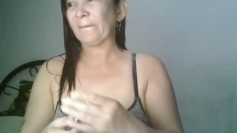 Snapshot of hotmamajen4u chatting on 06-02-26, 11:12 hotmamajen4u online show from 06-02-26, 11:12