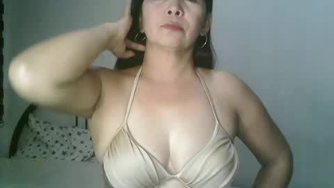Snapshot of hotmamajen4u chatting on 06-26-26, 04:06 hotmamajen4u online show from 06-26-26, 04:06