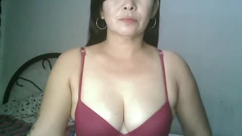Snapshot of hotmamajen4u chatting on 07-02-26, 12:21 hotmamajen4u online show from 07-02-26, 12:21
