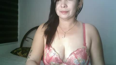 Snapshot of hotmamajen4u chatting on 07-20-26, 10:50 hotmamajen4u online show from 07-20-26, 10:50