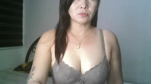 Snapshot of hotmamajen4u chatting on 07-22-26, 12:13 hotmamajen4u online show from 07-22-26, 12:13