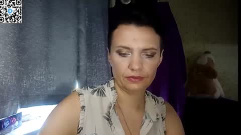 hotmamaqueen234 online show from 06-28-26, 12:33