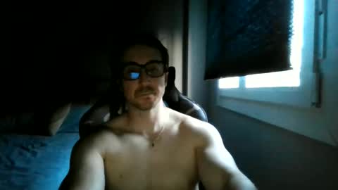 Snapshot of hotman_40_ chatting on 05-28-26, 07:11 hotman_40_ online show from 05-28-26, 07:11