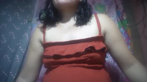 Snapshot of hotmatureladyxxx chatting on 10-19-25, 04:35 hotmatureladyxxx online show from 10-19-25, 04:35