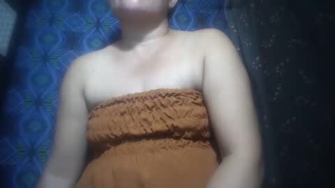 Snapshot of hotmatureladyxxx chatting on 10-24-25, 01:57 hotmatureladyxxx online show from 10-24-25, 01:57