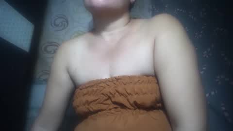 Snapshot of hotmatureladyxxx chatting on 10-24-25, 07:54 hotmatureladyxxx online show from 10-24-25, 07:54