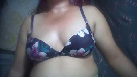 Snapshot of hotmatureladyxxx chatting on 11-07-25, 01:44 hotmatureladyxxx online show from 11-07-25, 01:44