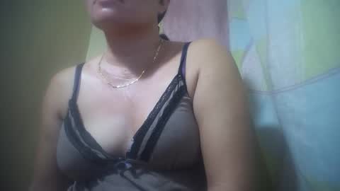 Snapshot of hotmatureladyxxx chatting on 11-21-25, 08:40 hotmatureladyxxx online show from 11-21-25, 08:40