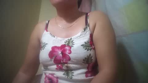 Snapshot of hotmatureladyxxx chatting on 11-22-25, 08:52 hotmatureladyxxx online show from 11-22-25, 08:52