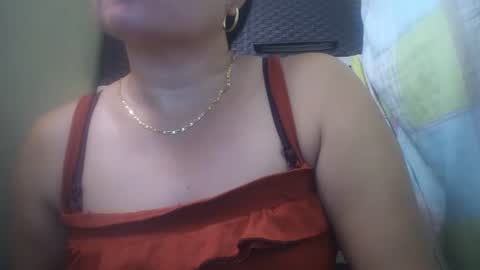 Snapshot of hotmatureladyxxx chatting on 12-14-25, 10:03 hotmatureladyxxx online show from 12-14-25, 10:03