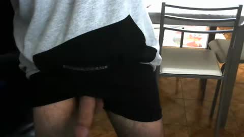 Snapshot of hotmenfire30 chatting on 02-10-25, 01:35 Ricardo online show from 02-10-25, 01:35