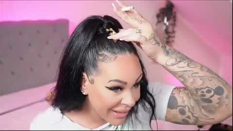 hotmilfbitch online show from 07-04-26, 10:05