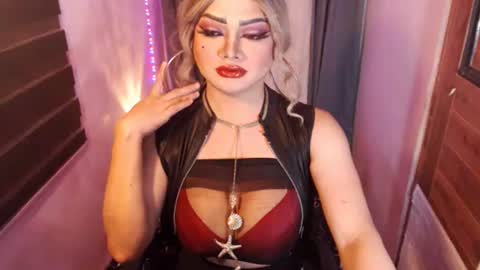 Snapshot of hotmistressmorgana chatting on 07-05-26, 08:21 morgana online show from 07-05-26, 08:21