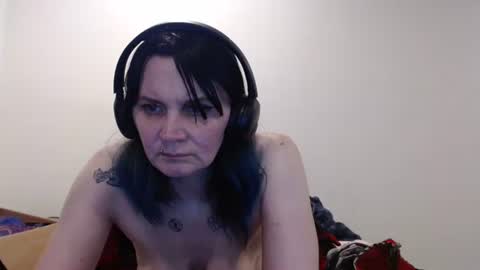 hotmodel1984 online show from 06-08-26, 04:24