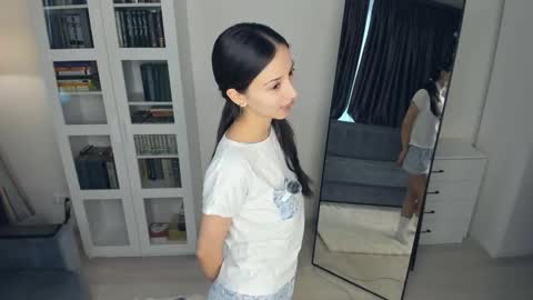 Snapshot of hotmodeon chatting on 02-20-26, 08:16 Cherry online show from 02-20-26, 08:16