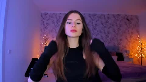 hotmolly_ online show from 05-22-26, 06:46