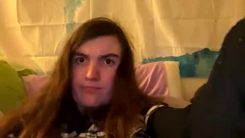 Snapshot of hotmommy2003 chatting on 01-19-25, 12:17 hotmommy2003 online show from 01-19-25, 12:17