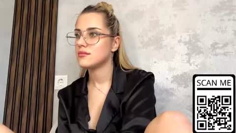 hotmusex online show from 06-11-26, 01:20