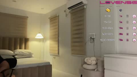 hotnessemerie online show from 05-16-26, 10:47