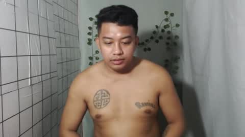 Snapshot of hotnielkhalifa chatting on 10-22-25, 07:57 neilkhalifa online show from 10-22-25, 07:57