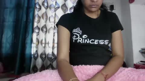 lola online show from 02-01-25, 09:21