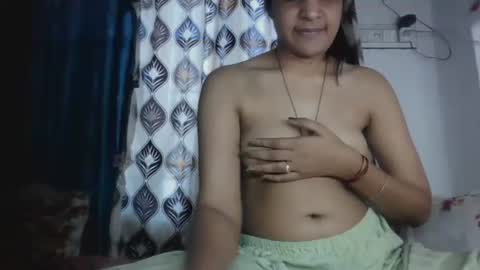 lola online show from 03-28-26, 06:13