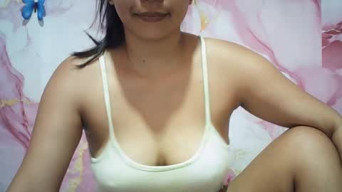 hotpink4u04 online show from 07-13-26, 01:30