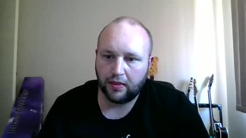 Snapshot of hotrodder323 chatting on 02-12-25, 04:23 hotrodder323 online show from 02-12-25, 04:23