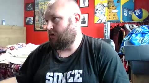 Snapshot of hotrodder323 chatting on 10-05-25, 03:27 hotrodder323 online show from 10-05-25, 03:27