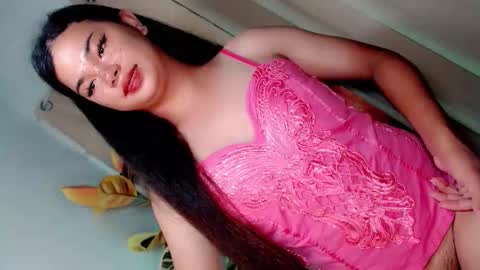 hotsiren101 online show from 05-22-26, 07:59