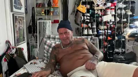 hotstuff775616 online show from 12-20-25, 03:46