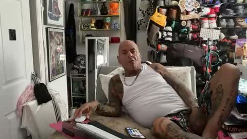 hotstuff775616 online show from 02-17-26, 03:14