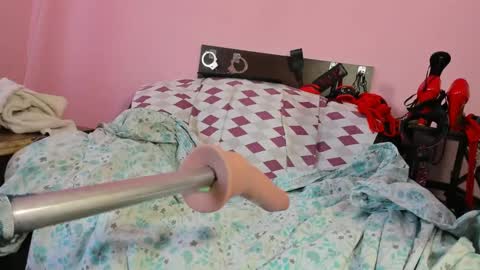 Snapshot of hotsweetangel4u chatting on 01-15-25, 01:20 Monica online show from 01-15-25, 01:20